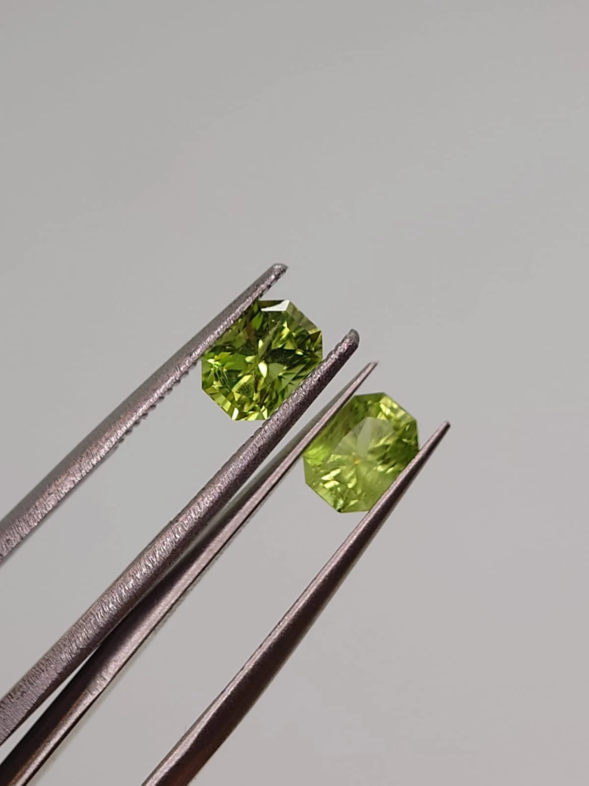 1.55ct Natural Peridot Pair from Pakistan — view 2